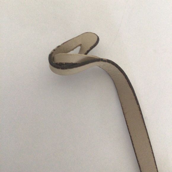 TIGNANELLO BAG CHARM IN IVORY - Picture 3 of 5